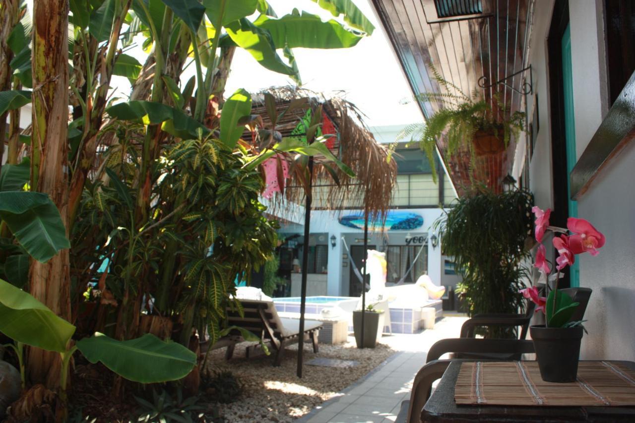 Hotel Perico Azul & Surf Camp Jacó Exterior foto